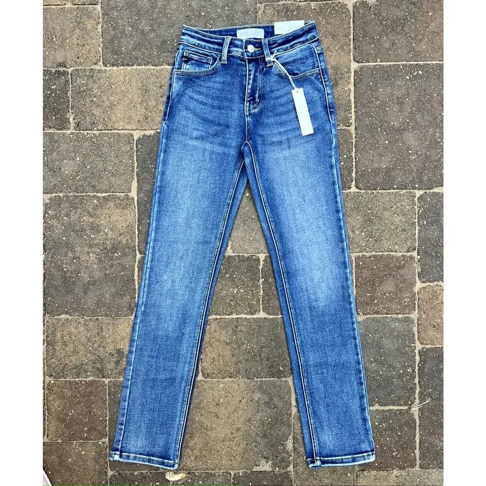NWT Kancan high rise slim straight jeans size 0/23 x30